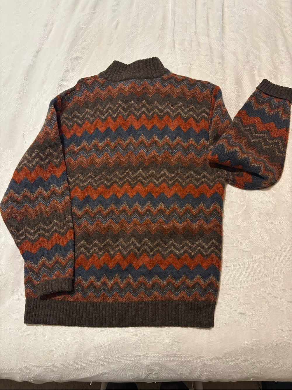 Pendleton Brown Chevron Zip-Neck Sweater with Rust and Navy Accents size L - Picture 3 of 5